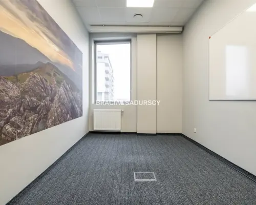 Powierzchnia biurowa z parkingiem  - 400m2