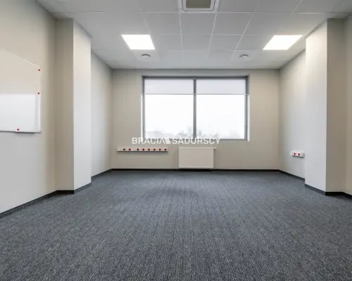 Powierzchnia biurowa z parkingiem  - 400m2
