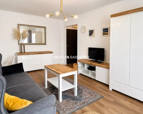 Kawalerka po remoncie | Balkon | Niski czynsz