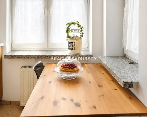 Kawalerka po remoncie | Balkon | Niski czynsz