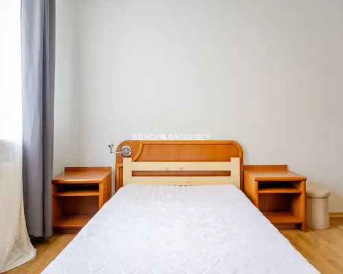 Kraków - Dębniki Ruczaj Zaborze, ul. Lubostroń        Kawalerka 34,75 m² parter teren zamknięty idealna pod inwestycję