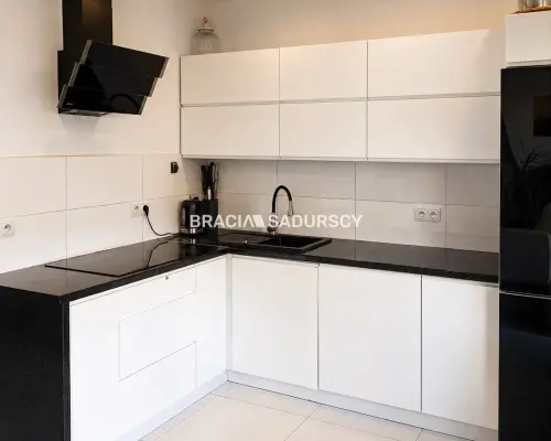 2 pok ok 52,5m2 z tarasem i ogórdkiem 130m2