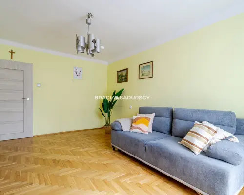 4-pok/Azory/2 balkony/murowany garaż/dla rodziny