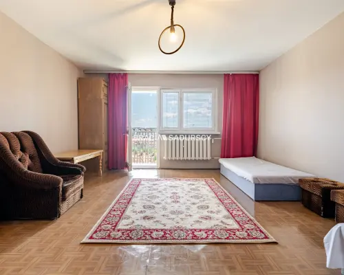 PRZESTRONNE - 78 M2 W ŚWIETNEJ LOKALIZACJI