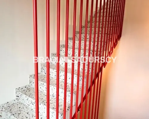 Dwupoziomowe 4 pok z tarasem pod klucz