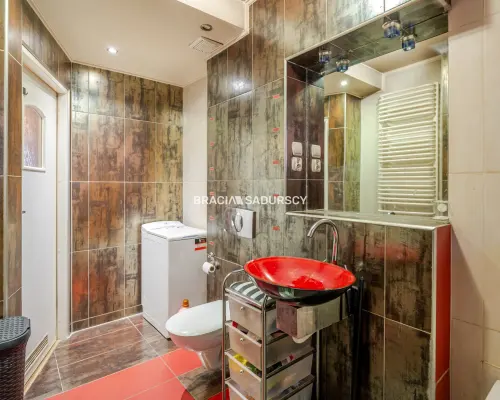 Na sprzedaż oferuję  mieszkanie  o powierzchni 40,23 m², zlokalizowane przy ul. Borkowskiej w Krakowie. Lokal położony je