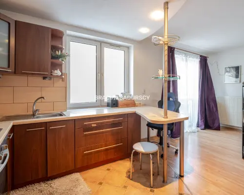 Na sprzedaż oferuję  mieszkanie  o powierzchni 40,23 m², zlokalizowane przy ul. Borkowskiej w Krakowie. Lokal położony je