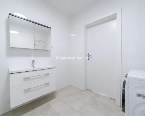 75m2, Dębniki-Kliny Borkowskie