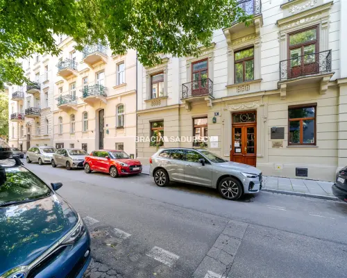lokal 76m2, Kremerowska przy Karmelickiej