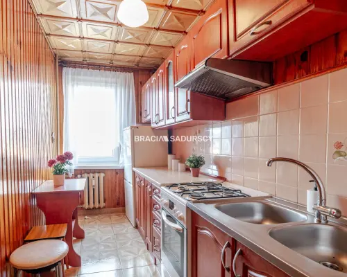 Czyżyny – 3 pokoje z balkonem i piwnicą