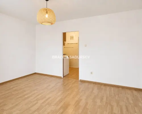 kawalerka z balkonem, Płaszów