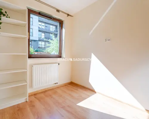 APARTAMENT Z OGRÓDKIEM  41,63 m² - GRZEGÓRZKI - TARASY WIŚLANE   Cena: 850 000 zł wraz z komórką lo