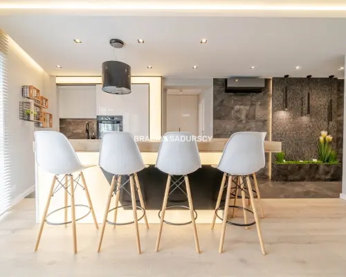 Apartament (Dębniki) z m. postojowym, 3pok, 71m2