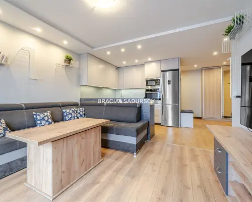 Nowoczesny  3-pokojowy apartament z balkonem.