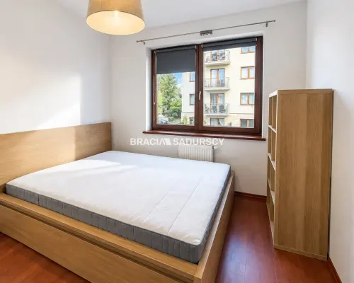 50m2, Krowodrza ul. Rydla, Ogrodzone osiedle