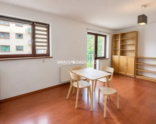 50m2, Krowodrza ul. Rydla, Ogrodzone osiedle
