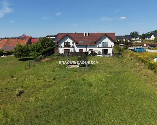 Działka pod Twój wymarzony dom i prywatny park 7 minut od Krakowa | Modlniczka, 24 ary    Szukasz idealnego balansu mi