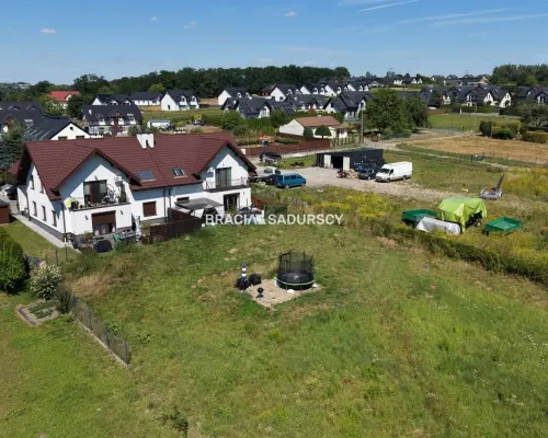 Działka pod Twój wymarzony dom i prywatny park 7 minut od Krakowa | Modlniczka, 24 ary    Szukasz idealnego balansu mi