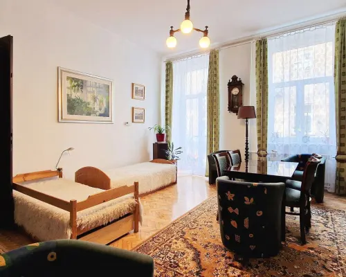 Centrum - na sprzedaż M4 - 102,78 m2 al. 1 Maja
