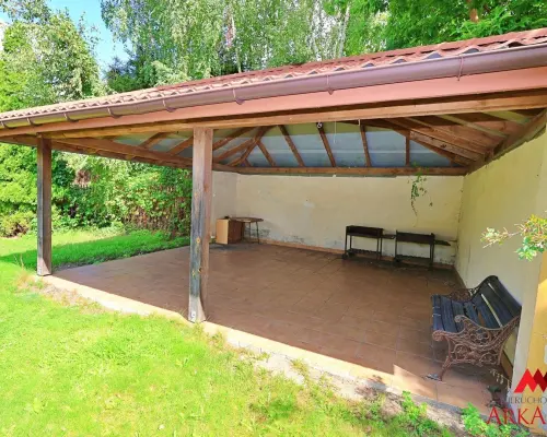 WYJĄTKOWA PRZESTRZEŃ DO WYNAJĘCIA – 212 m² + TEREN