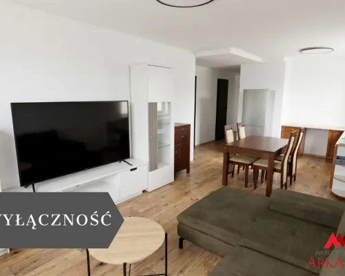 Arkadia Nieruchomości prezentuje komfortowe mieszkanie w samym Centrum miasta - 3 pokoje, balkon, świetna lokalizacja  Na spr