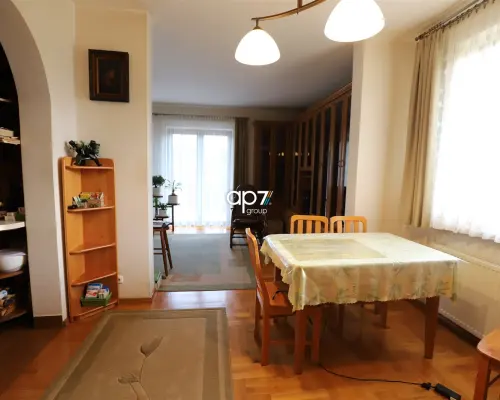 Do sprzedania przestronny dom jednorodzinny, o pow. użytkowej około 171,3m 2  usytuowany na działce 11,56a w okolicy ul. Wanili