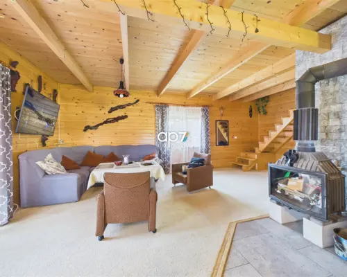 Dom z bali w Polańczyku | 100 m od Jeziora Solińskiego | apartament pod najem  Klimatyczny, całoroczny dom z bali w Polańczyk