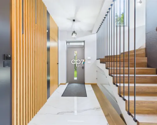 Dom wolnostojący | 300 m2 | Salwator 