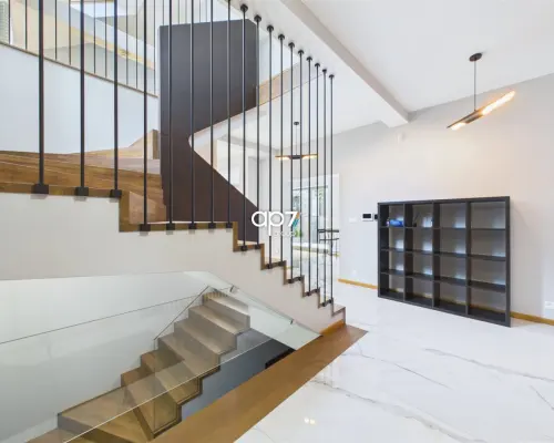 Dom wolnostojący | 300 m2 | Salwator 
