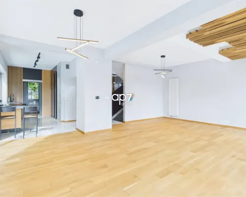 Dom wolnostojący | 300 m2 | Salwator 