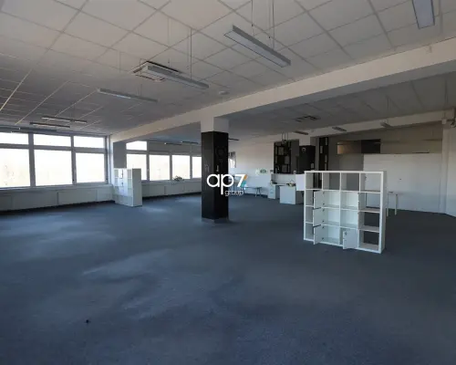 Przestronny lokal biurowy