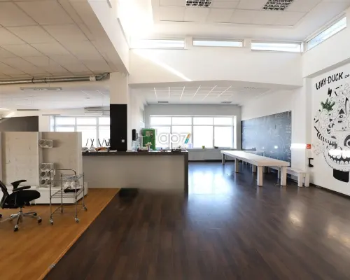 Przestronny lokal biurowy