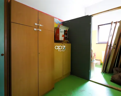 Do wynajęcia lokal usługowy na Prądniku Białym.   Lokal o powierzchni  103m   2   usytuowany jest na parterze jednego z blok&