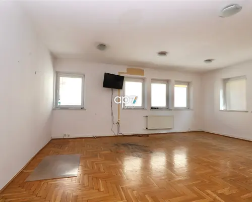 Powierzchnia biurowo–usługowa|ok. 500 m²| Zabłocie