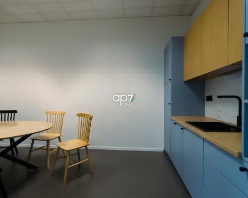 Komfortowe biuro 420 m² - całe piętro dla Twojej firmy | Kraków, Bronowice, ul. Sosnowiecka   Zapraszamy do zapoz