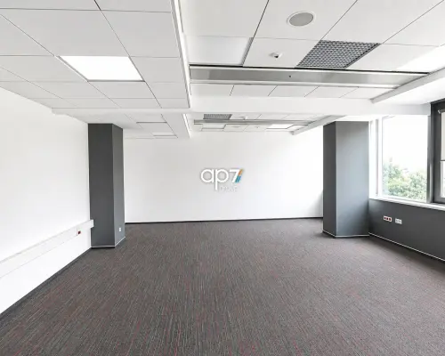 Do wynajęcia jasny i funkcjonalny lokal biurowy o pow. 259,29m 2  położony na IV piętrze w jednym z biurowców w okolicy al. Kij