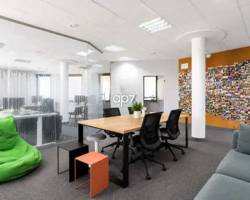 Komfortowe biuro ok. 154m 2 | Jasnogórska | 5 gabinetów | Klimatyzacja | Parking    Do wynajęcia nowoczesny lok
