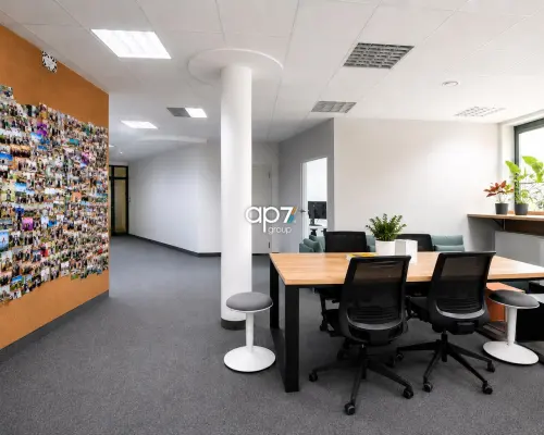 Komfortowe biuro ok. 154m 2 | Jasnogórska | 5 gabinetów | Klimatyzacja | Parking    Do wynajęcia nowoczesny lok