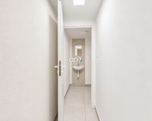 Lokal na biuro lub usługi | 150 m²
