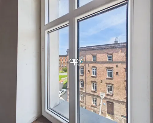 Przestrzeń z charakterem. Historyczna kamienica, nowoczesne wnętrze i 110 m² możliwości | Centrum Bytomia     Tylko w na