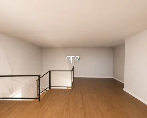 OFERTA BEZ PROWIZJI DLA BIURA!  Na sprzedaż przestronne, dwupoziomowe mieszkanie o powierzchni 68,38 m 2 , położone w nowoczes