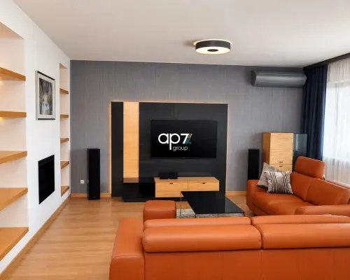 Przestronny czteropokojowy apartament
