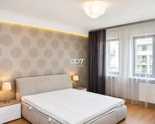 Przestronny czteropokojowy apartament