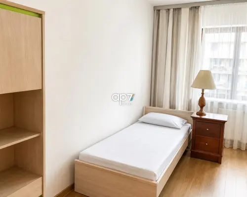 Przestronny czteropokojowy apartament