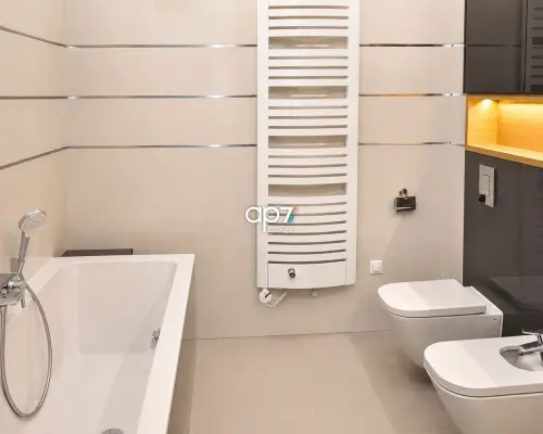Przestronny czteropokojowy apartament