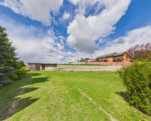 DZIAŁKA BUDOWLANA 3087 m² Z DOMEM I BUDYNKIEM GOSPODARCZYM | SMROKÓW | GMINA SŁOMNIKI  Na sprzedaż atrakcyjna nieruchomo
