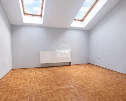 Mieszkanie/ blok/ poddasze/ Śródmieście