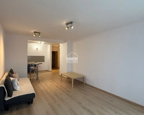 Przestronna kawalerka 46 m2 ul. Świętojańska.