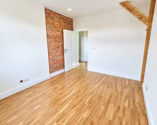 Przestronne Mieszkanie w Śródmieściu | 47,43 m²