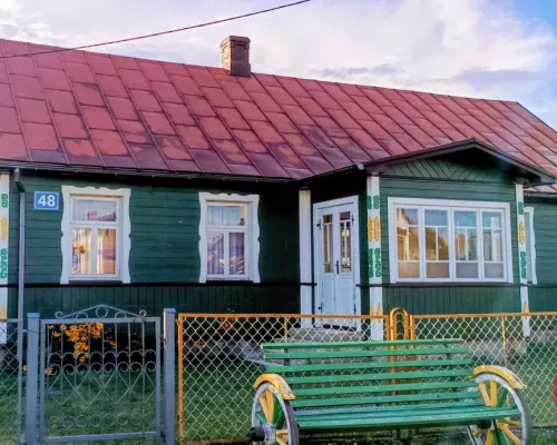 WYJĄTKOWE SIEDLISKO NA PODLASIU – ZABYTKOWY DOM